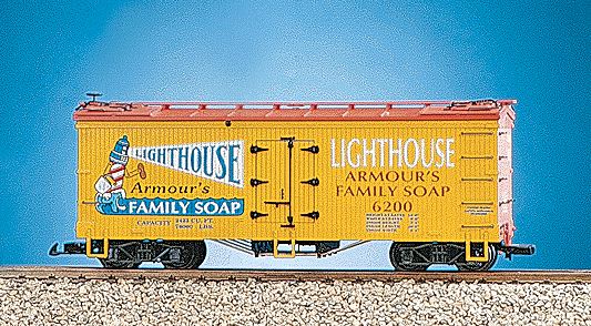 USA Trains R16068 G Lighthouse Soap Woodsided Refrigerator Car #6200