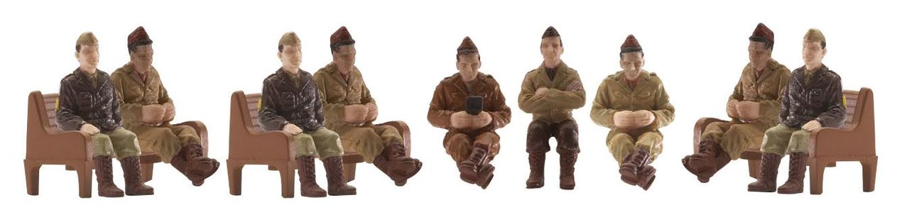 Lionel 6-21435 O WWII Seated Soldiers & Benches (Set of 9)