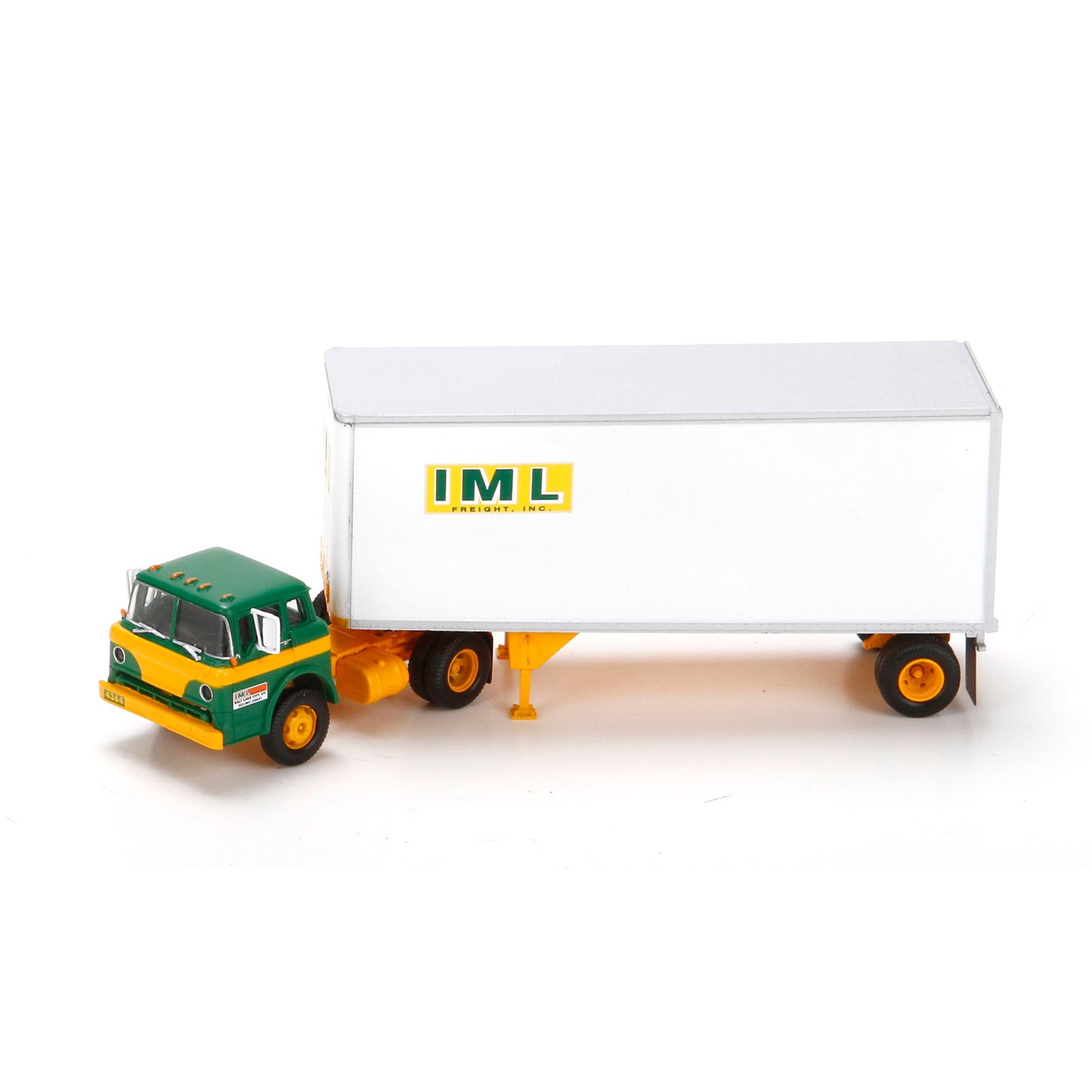 Athearn 91032 HO IML Freight Ford C & 28' Wedge Trailer RTR