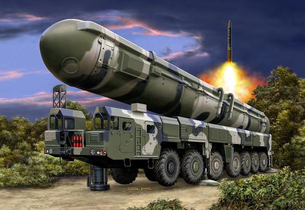 Revell of Germany 03303 1:72 Topol SS-25 Sickle Missile Truck Vehicle Kit