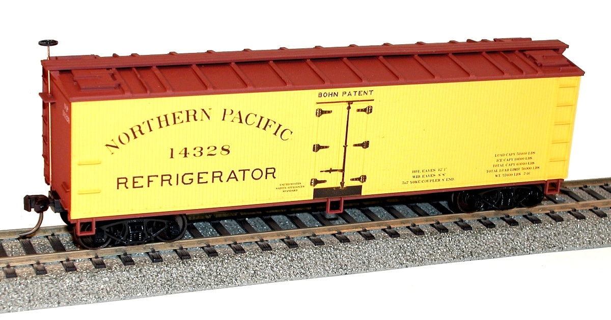 Accurail 4904 HO Northern Pacific 40' Early Wood Reefer # 14328 Kit