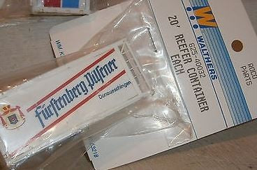 Walthers 625-40032 HO 20' Reefer Container Each