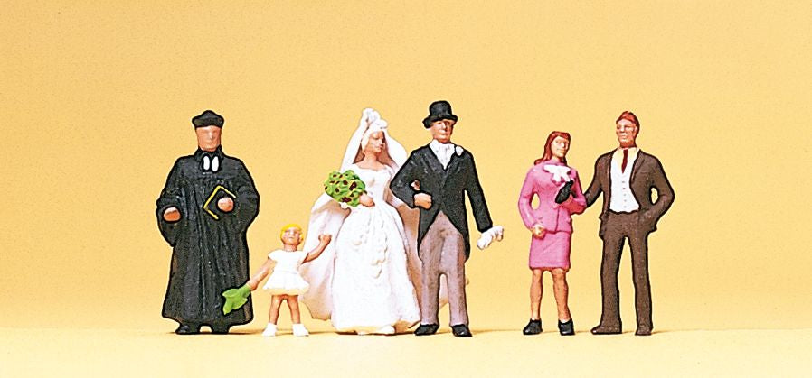 Preiser 10057 HO Wedding Participants with Protestant Pastor Figures (Set of 6)