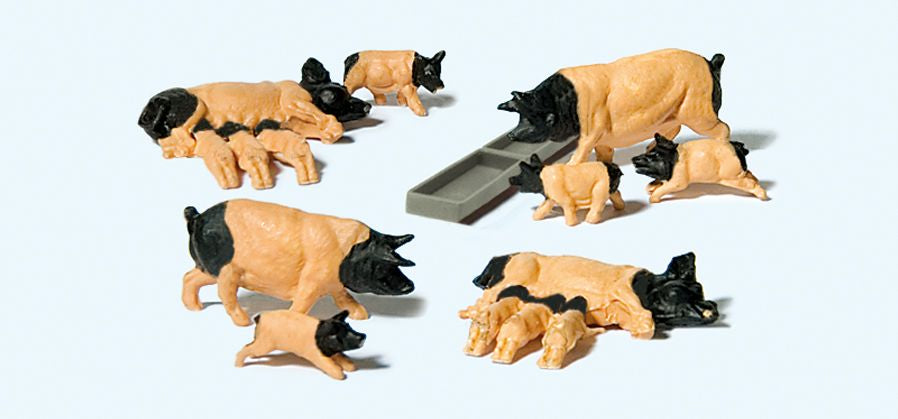 Preiser 10149 HO Animals - Light Brown & Black Pigs Figures (Set of 8)