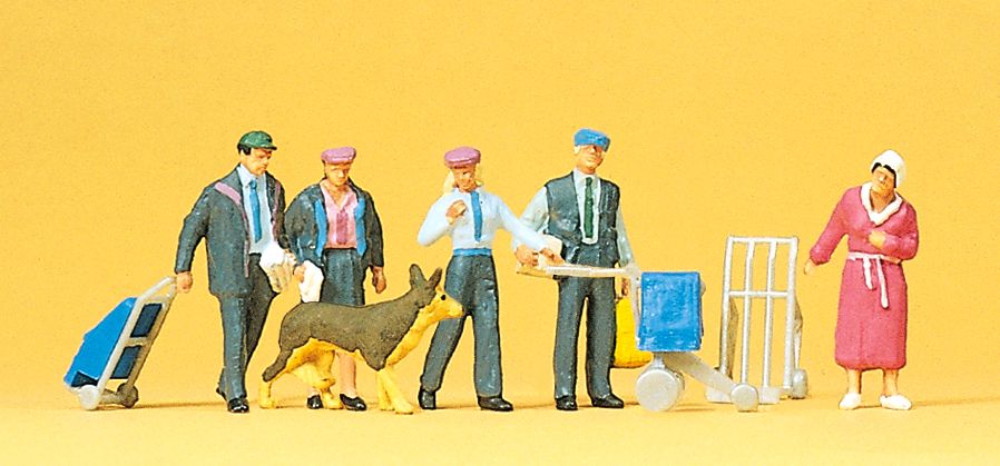 Preiser 10248 HO Post Officials Figures with Accessories (Set of 6)