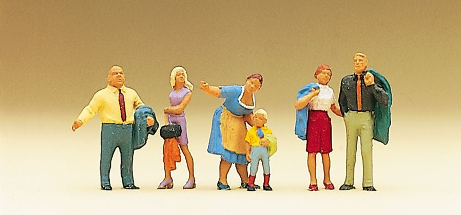 Preiser 10279 HO Family Krause in Rothenburg Figures (Set of 6)