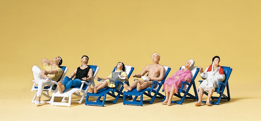 Preiser 10437 HO Seated People Figures with Folding Chairs (Set of 6)