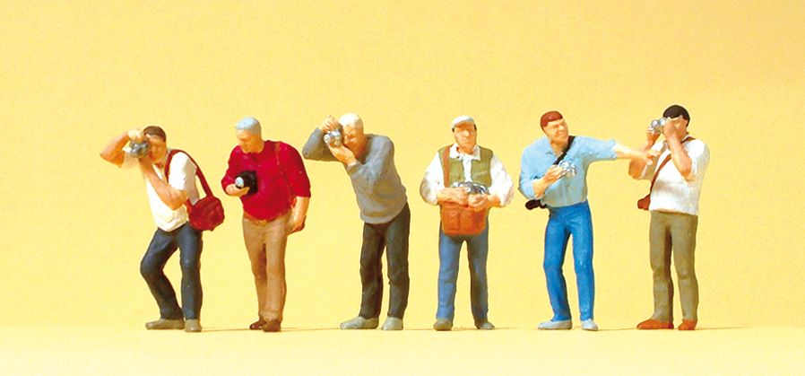 Preiser 10545 HO Trainspotters Figures with Cameras (Set of 6)