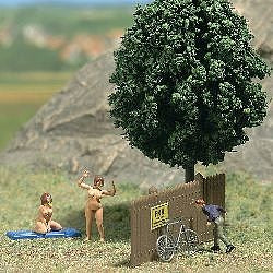 Busch 7669 HO Scale Complete Miniature Scene Admiring The Scenery