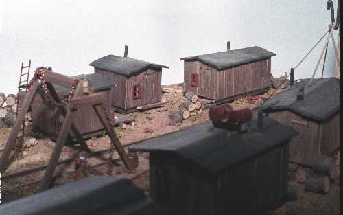 JV Models 2011 HO Scale Bunkhouses Kit (Pack of 2)