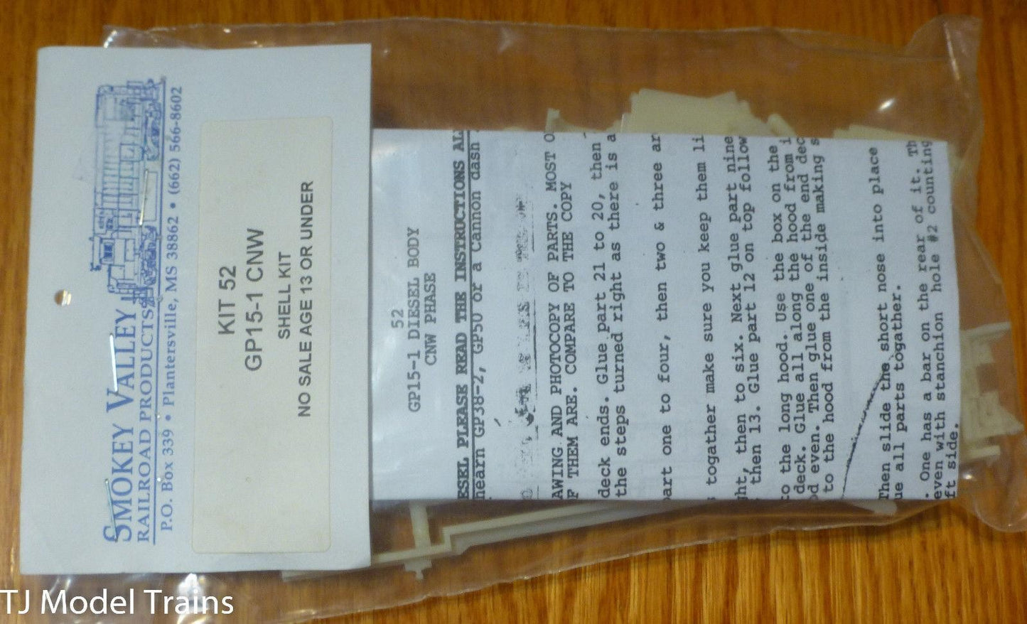 Smokey Valley RR Products 52 HO Chicago & North Western GP15-1 Body Only