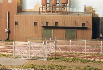 Ratio 436 OO/HO Security Fencing