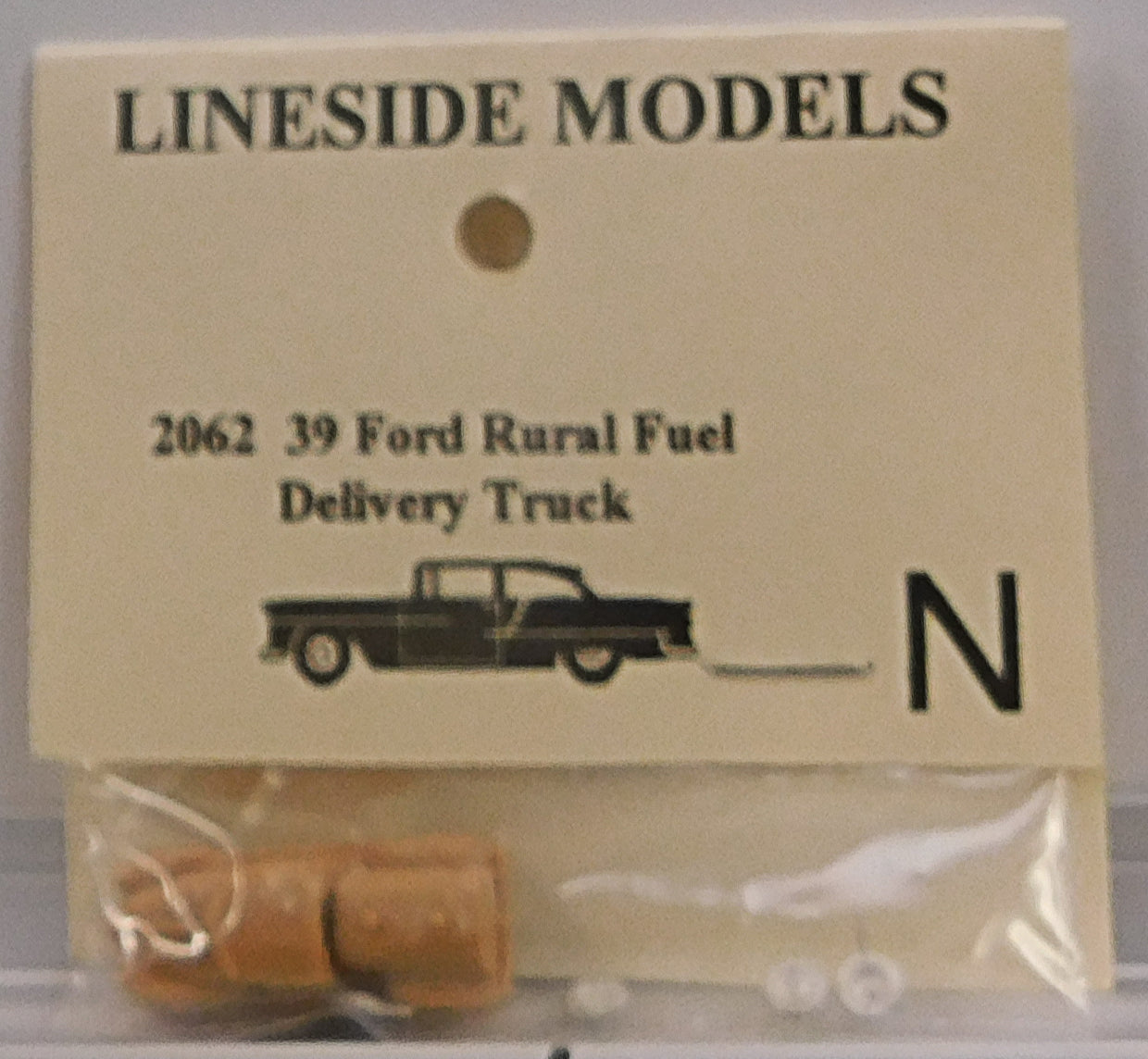 Lineside Models 2062 N 1939 Ford Rural Fuel Delivery Truck