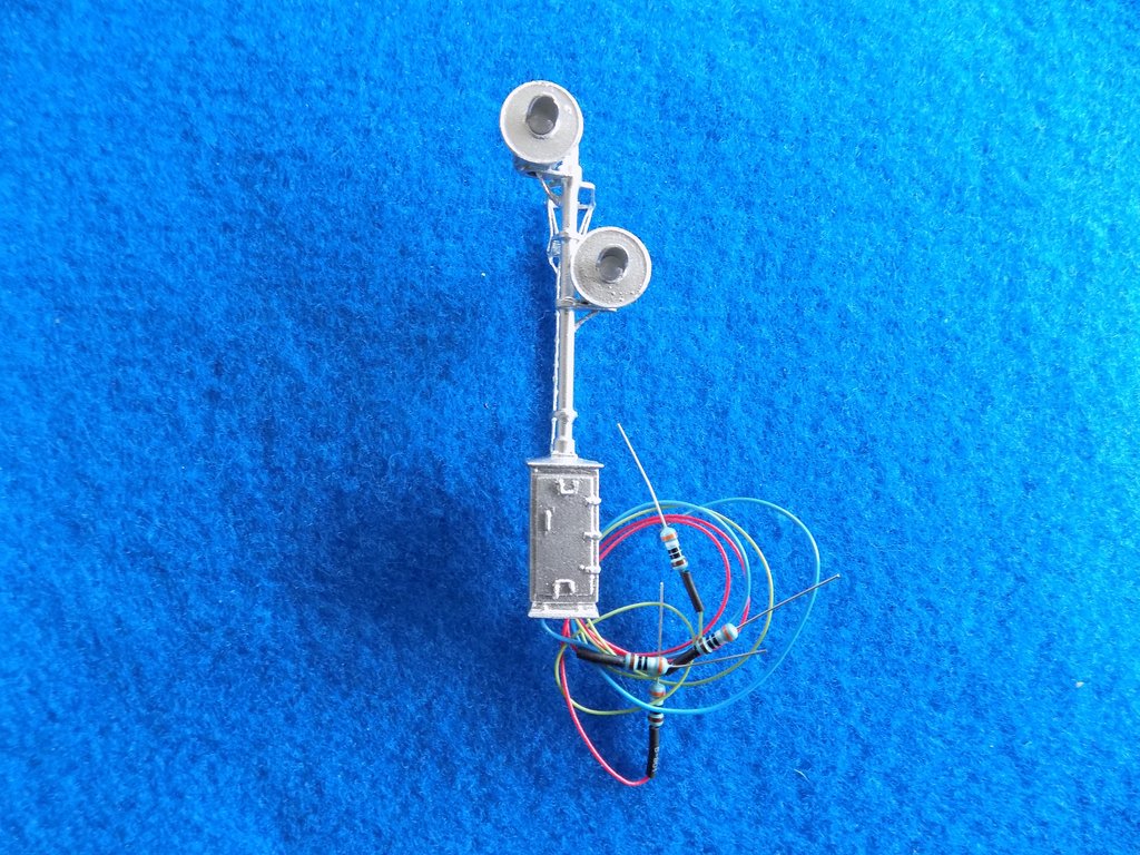 NJ International 1351 HO SA Type Double Target Signal
