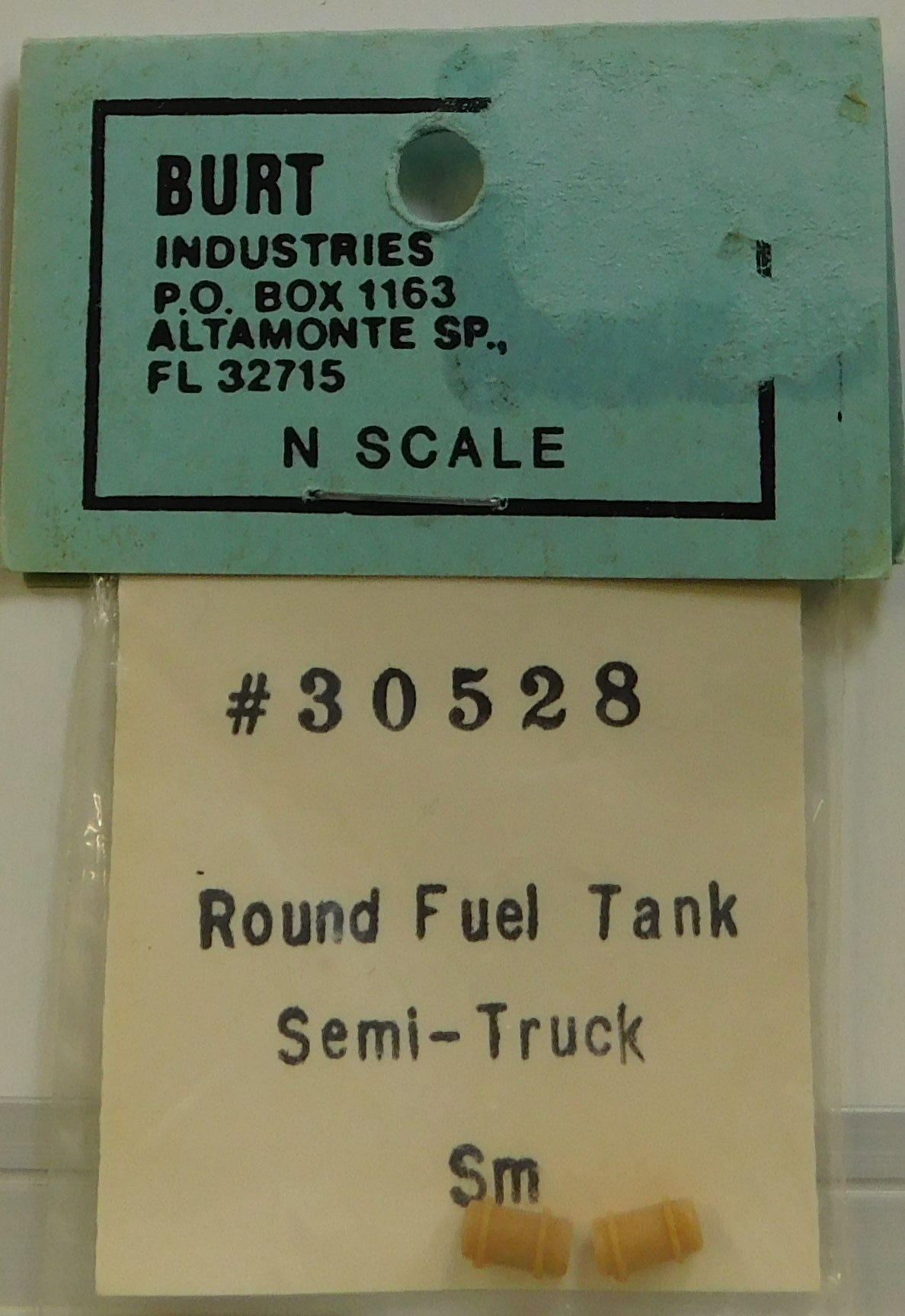 Burt 30528 N Round Fuel Tank Semi-Truck (Pack of 2)