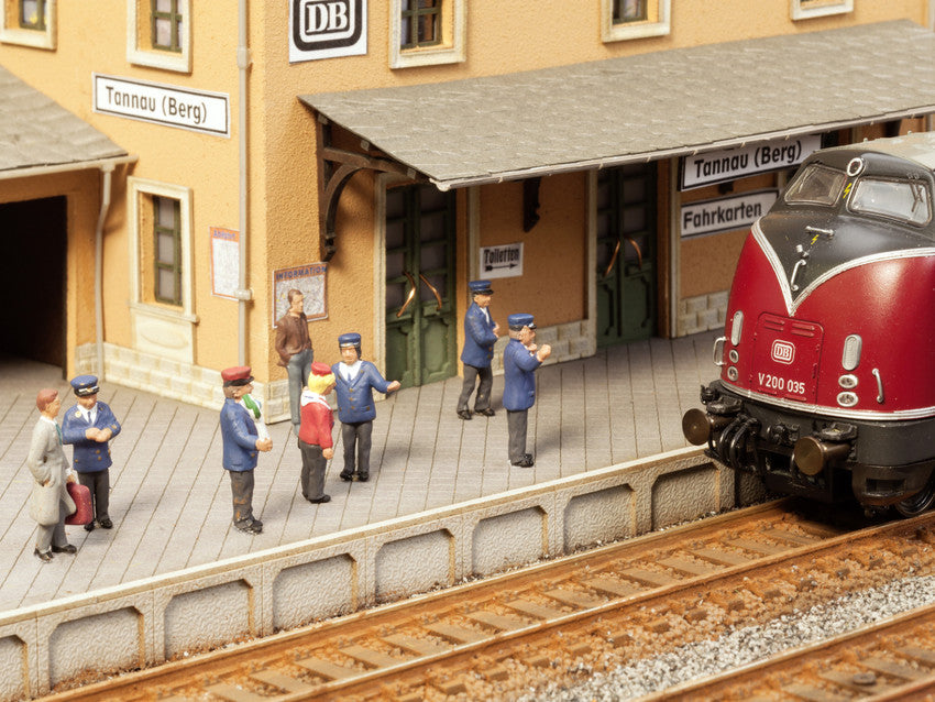 Noch 12900 TT On The Platform