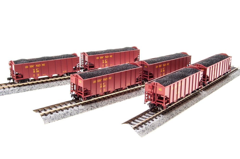 Broadway Limited 3654 N Union Pacific 3-Bay Hopper Pack Red (6)