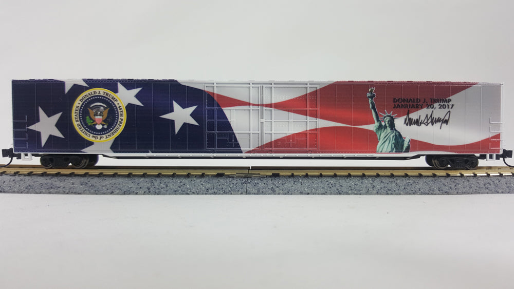 Con-Cor 1006053 N Trump Inaugural 85' Box Car