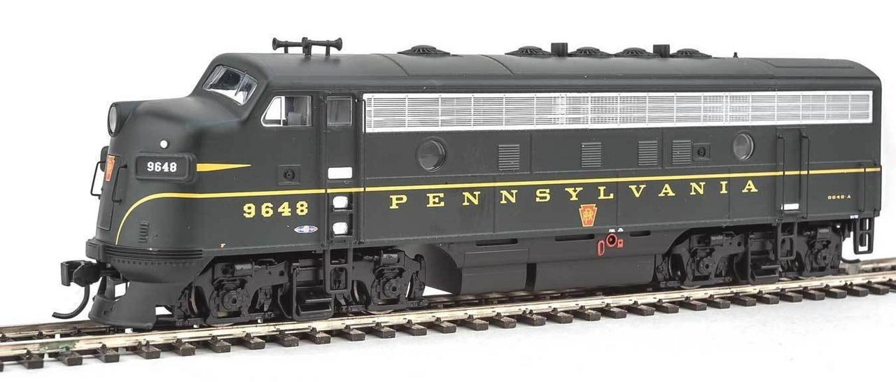 Walthers 910-9909 HO Pennsylvania Railroad EMD F7A Diesel Loco Standard DC #9648