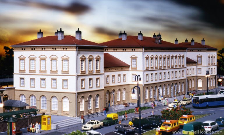 ぽちゃた様用 Faller 190297 HO Friedrichstadt Station – Trainz