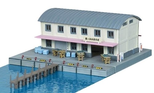 TomyTec 282136 N Round-Roof Fishing Port Building with Wharf Building Kit