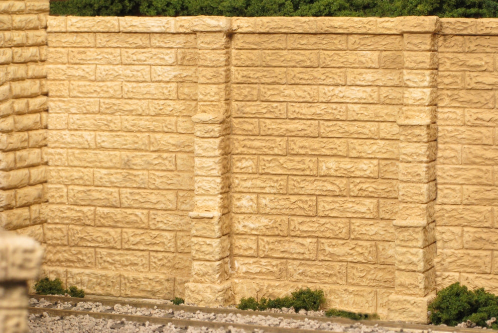 Monroe Models 167 HOn3 Retaining Wall Sand Stone (Pack of 2)