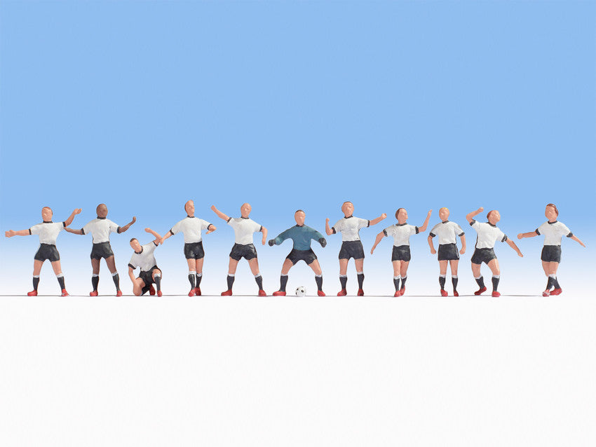 Noch 15965 HO German Soccer Team Figures (Set of 11)