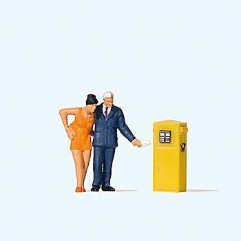 Preiser 28194 HO People At The Mailbox Figures (Set of 2)
