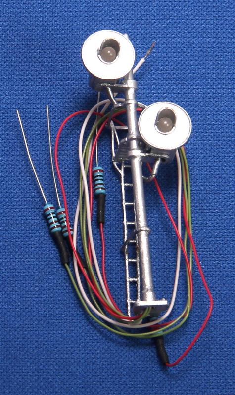 NJ International 1347 HO Double Target Sign without Relay in Silver