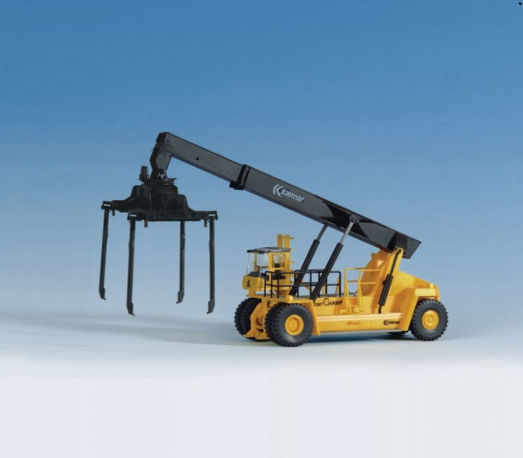 Walthers 949-11013 HO Scale Kalmar Intermodal Container-Trailer Crane Kit
