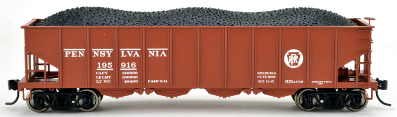 Bowser 42036 HO Pennsylvania H21 Clamshell Circle Keystone Hopper Car #195916