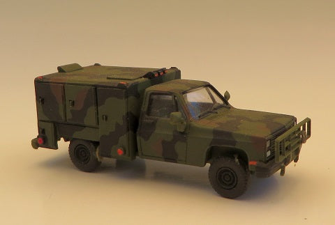 Trident Miniatures 90052 HO M1031 Field Shop Vehicle - Green Chevrolet Pick-Up