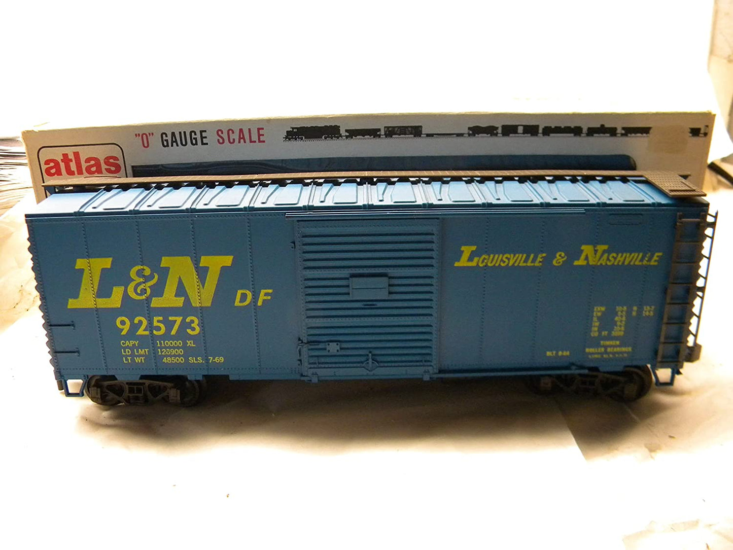 Atlas 6203 O Louisville & Nashville 40' Box Car #92573