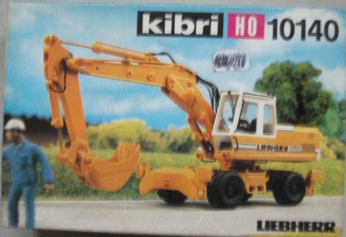 Kibri 10140 1:87 Modern Backhoe on Wheels