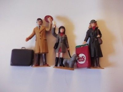 LGB 51290 G Passenger Figures with Dog and Luggage (Set of 4)