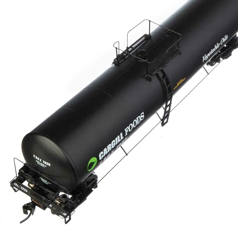 Walthers 920-100249 HO Cargill 54' 23,000 Gallon Funnel-Flow Tank Car RTR #7055