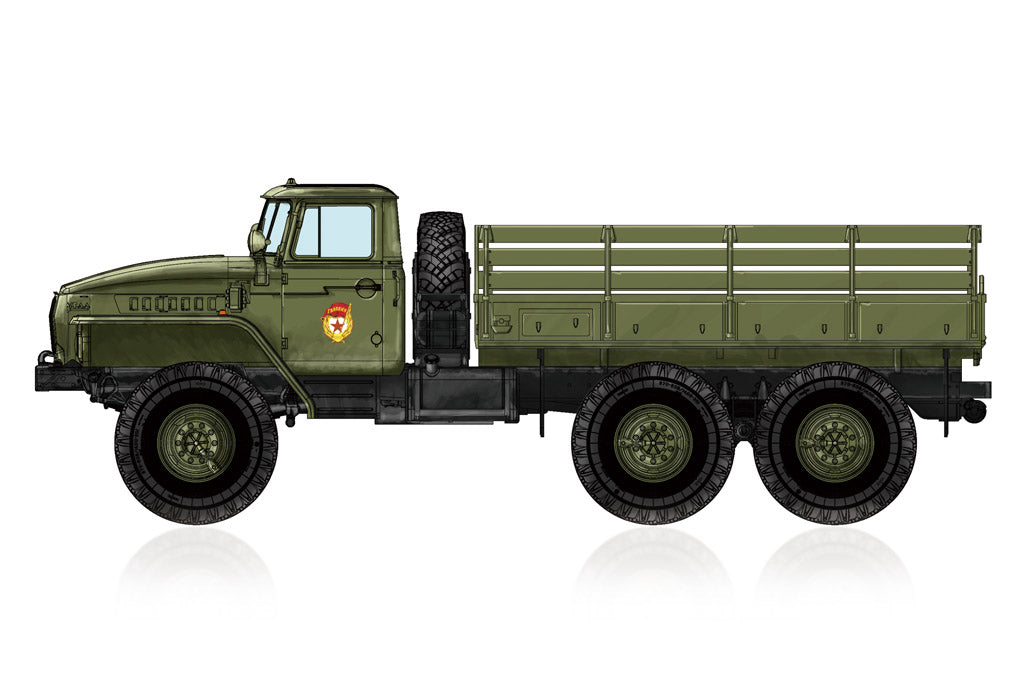 Hobby Boss s 82930 1:72 Russian URAL-4320 Truck Military Vehicle Model Kit