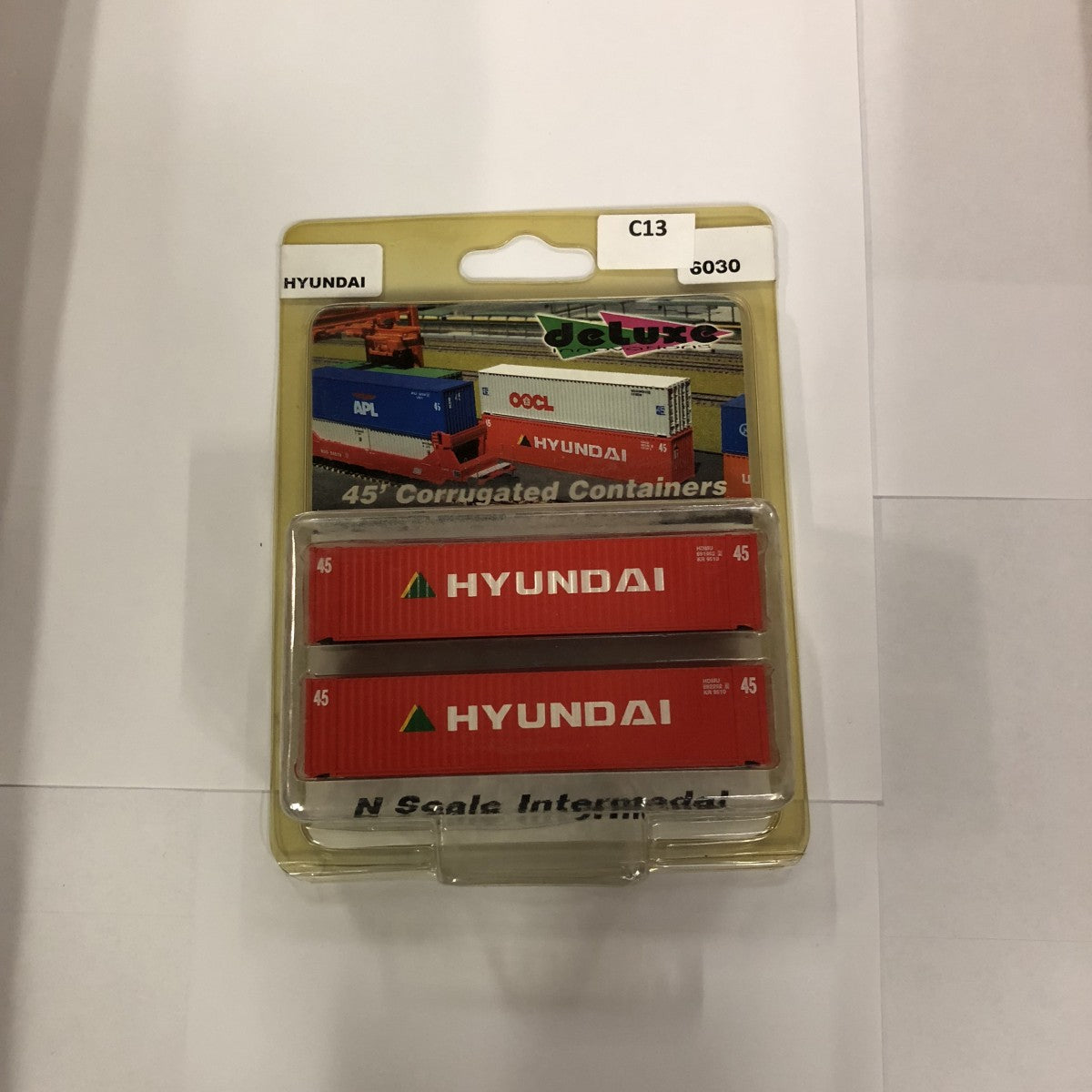 Deluxe Innovations 6030 N Scale Hyundai 45' Corrugated Containers (Pack of 2)