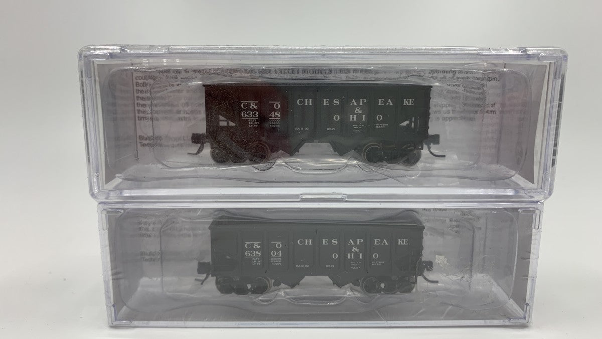 Bluford Shops 62102 N Chesapeake and Ohio 30' 6" 2-Bay Panel Side Hoppers (2)