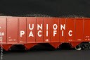 MTH 70-75050 G Scale Union Pacific Railking 4 Bay Metal Wheels Hopper #18245