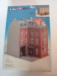Kibri 8311 HO Townhouse With Yard Building Kit