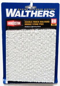 Walthers 933-4582 HO Double-Track Railroad Bridge Stone Pier