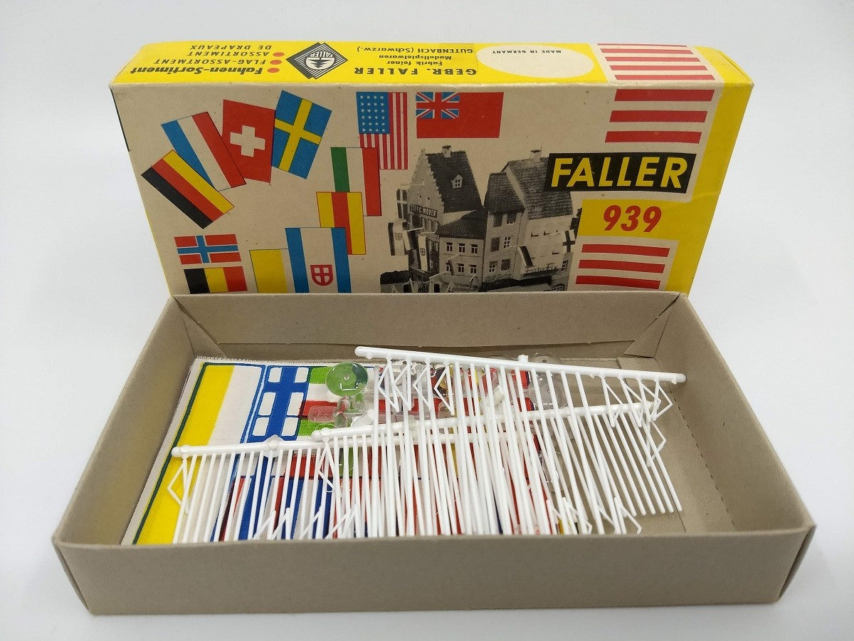 Faller 939 – Assortiment De Drapeaux HO 1/87 Pour Train Miniature – Occasion, Boîte Défraîchie