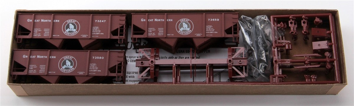 Accurail 2354 HO Great Northern 55-Ton Canton Coal Twin Hopper Kit (3)