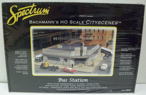 Bachmann 88005 HO Spectrum Scale Bus Station City Scenes Kit