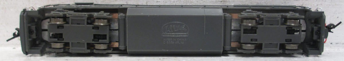Atlas 48722 N Cotton Belt Dash 8-40B Diesel Locomotive Standard DC #8076