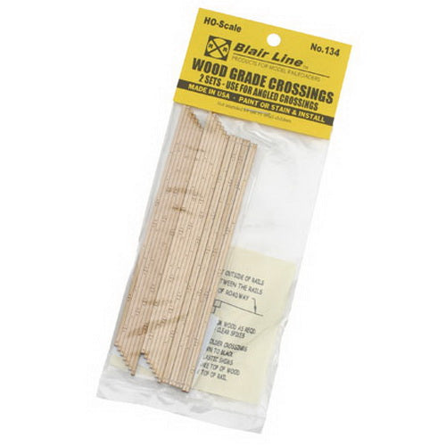 Blair Line 134 HO Laser-Cut 2-Lane Right Angled Wood Grade Crossing (Pack of 2)