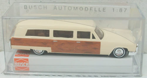 Busch 42903 '70 Cadillac Station Wagon