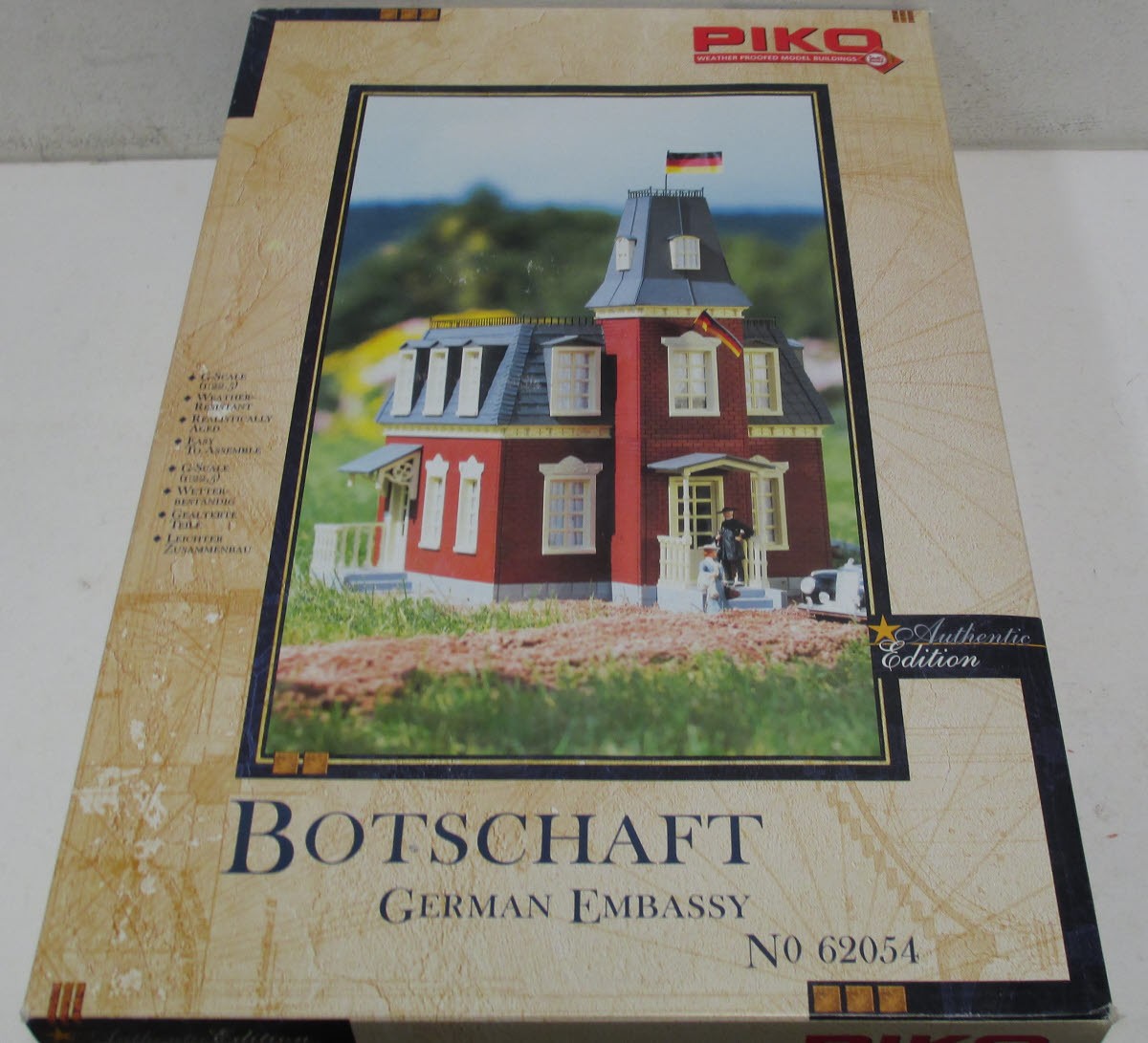 Piko 62054 German Embassy Building Kit