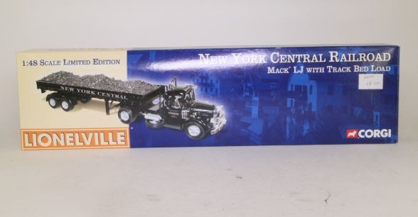 Lionelville US50708 1:48 Corgi New York Central Railroad Mack LJW/Track Bed Load